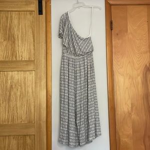 Black and cream one shoulder jumpsuit, size small, Maeve